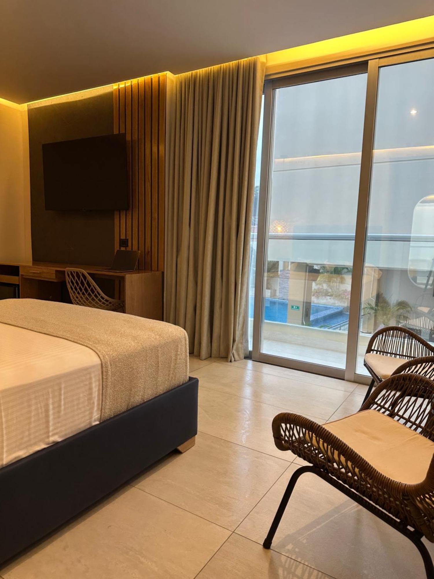 Y Covemar Hotel