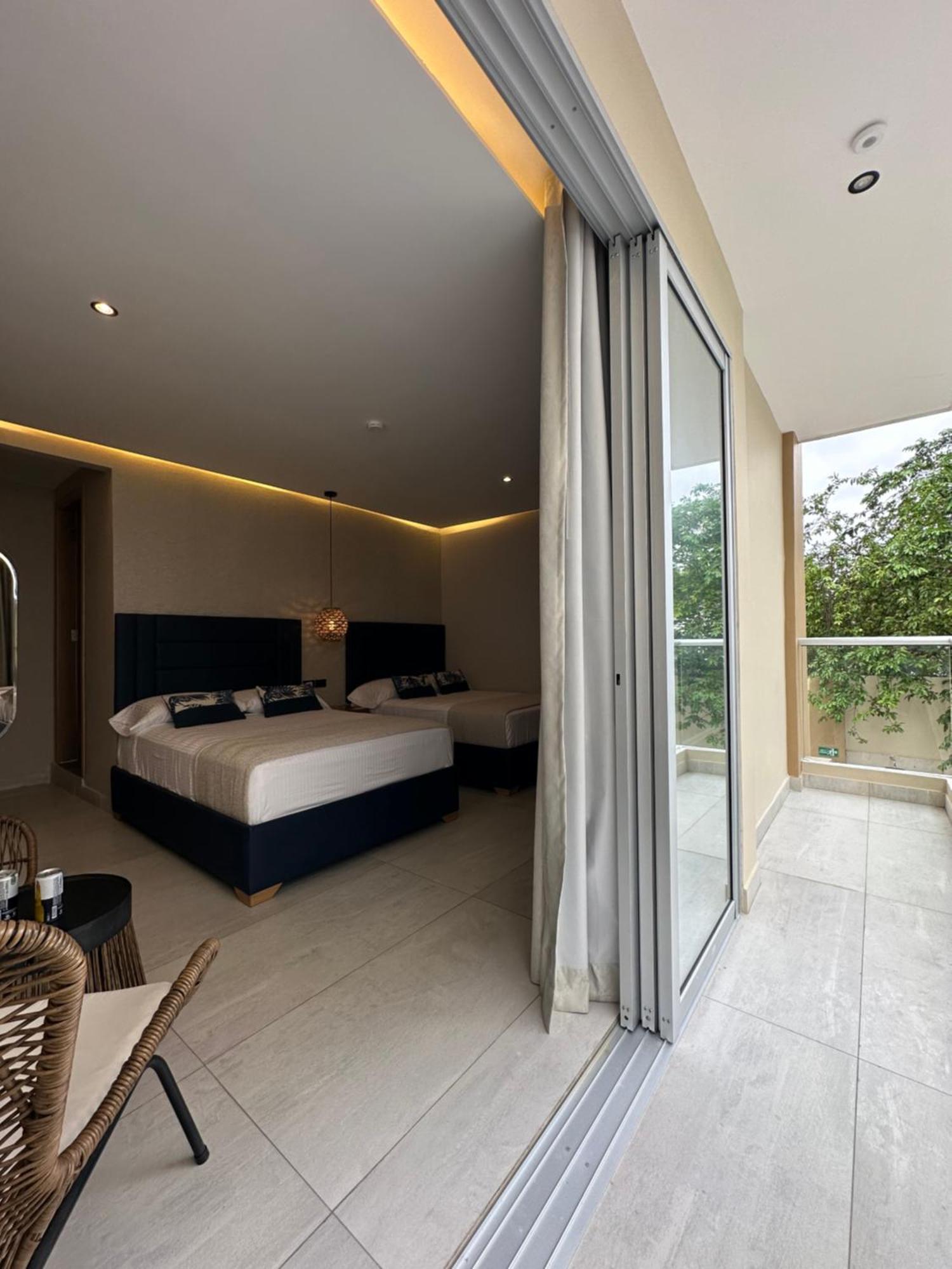 Y Covemar Hotel 2*